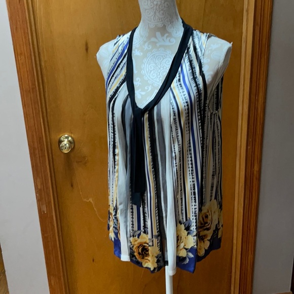 NWOT 100% silk trapeze top. Size M - Picture 1 of 4